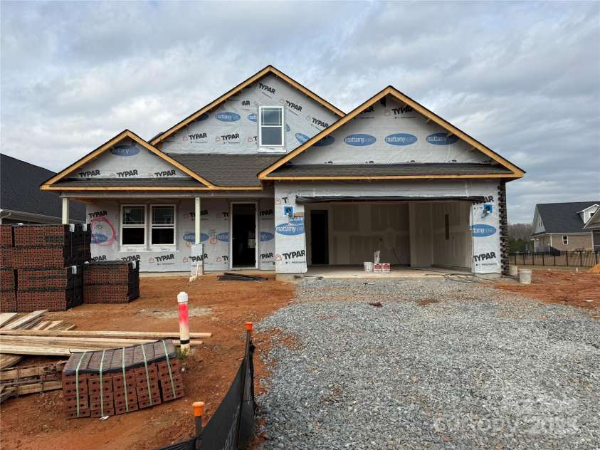 9662 Liberty Hill Drive, Mint Hill, NC 28227.  MLS# CAR4270755, YatesRealty ID 26115. 