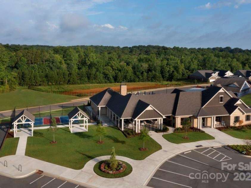 9662 Liberty Hill Drive, Mint Hill, NC 28227.  MLS# CAR4270755, YatesRealty ID 26115. Front View of Clubhouse