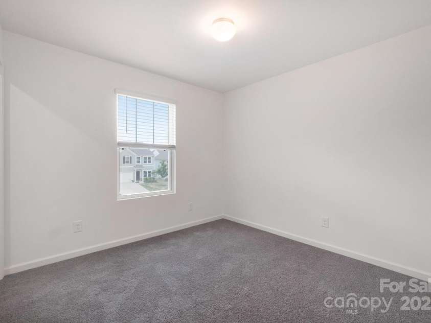 120 Mooring Drive, Statesville, NC 28677.  MLS# CAR4263806, YatesRealty ID 26116. 