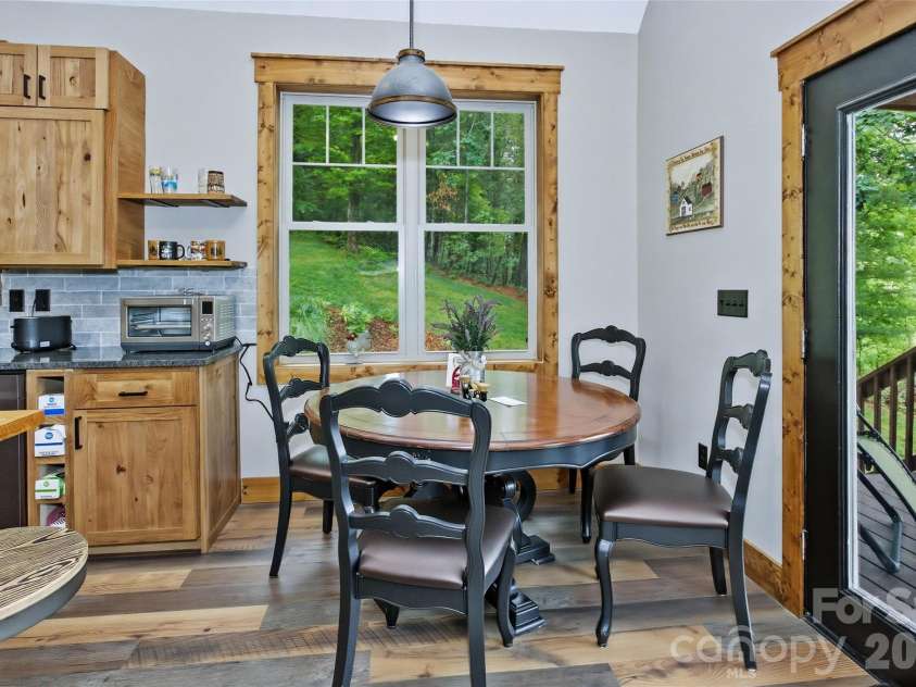 211 Wimbledon Court, Leicester, NC 28748.  MLS# CAR4383171, YatesRealty ID 26117. 
