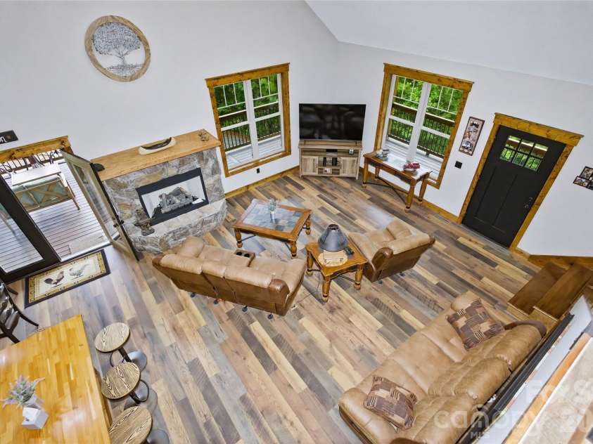 211 Wimbledon Court, Leicester, NC 28748.  MLS# CAR4383171, YatesRealty ID 26117. 