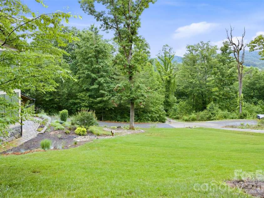 211 Wimbledon Court, Leicester, NC 28748.  MLS# CAR4383171, YatesRealty ID 26117. 