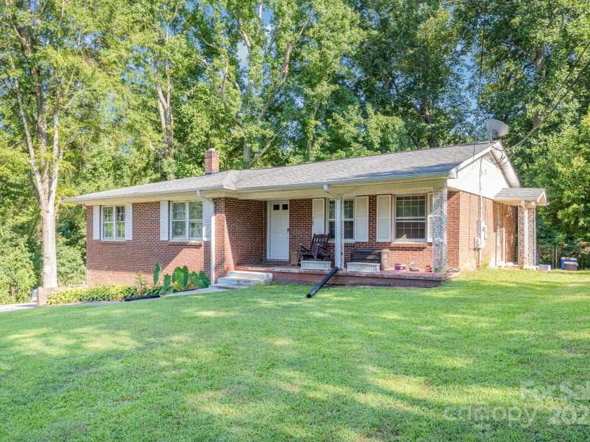 705 Craig Street, Cherryville, NC 28021.  MLS# CAR4266341, YatesRealty ID 26117. 