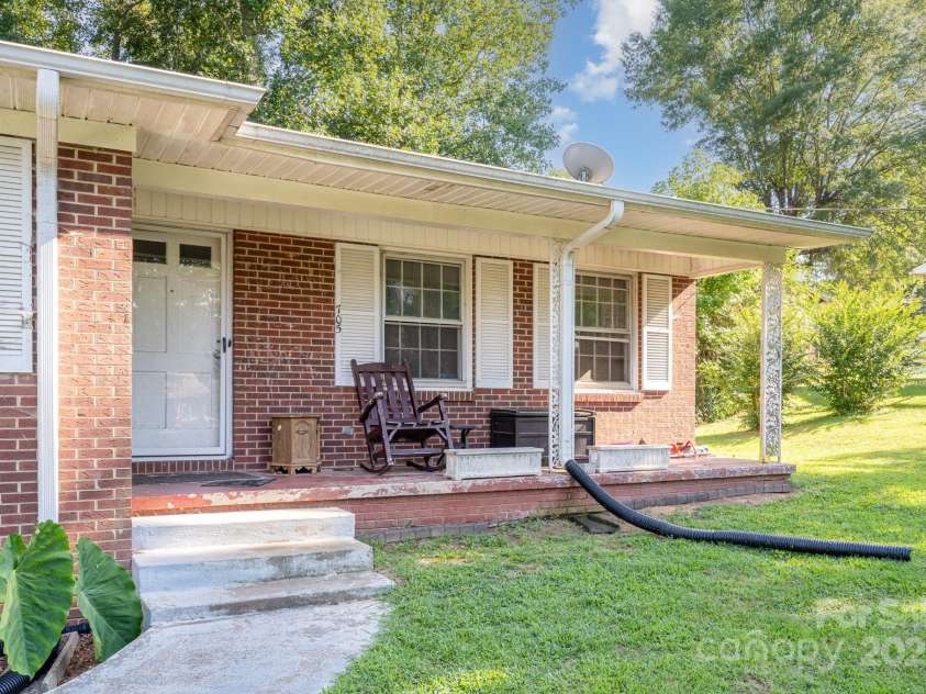 705 Craig Street, Cherryville, NC 28021.  MLS# CAR4266341, YatesRealty ID 26117. 