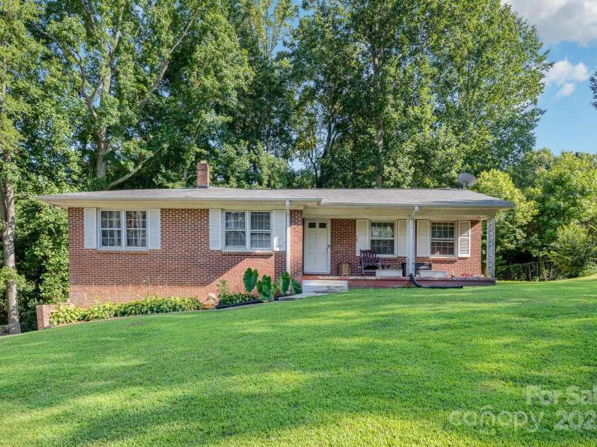 705 Craig Street, Cherryville, NC 28021.  MLS# CAR4266341, YatesRealty ID 26117. 