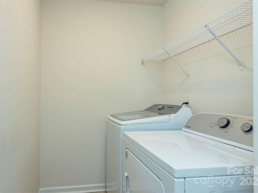 189 Monroe Creek Boulevard, Asheville, NC 28806.  MLS# CAR4275225, YatesRealty ID 26119. 