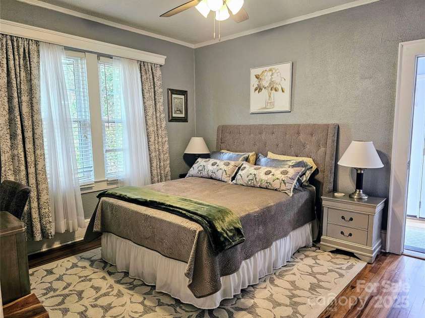 310 Beall Street, Lenoir, NC 28645.  MLS# CAR4230686, YatesRealty ID 2612. 