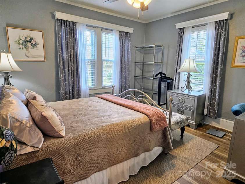 310 Beall Street, Lenoir, NC 28645.  MLS# CAR4230686, YatesRealty ID 2612. 