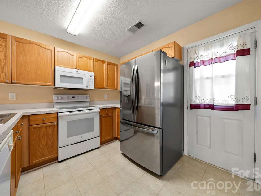 461 Lexie Lane, Rock Hill, SC 29732.  MLS# CAR4344195, YatesRealty ID 2612. 