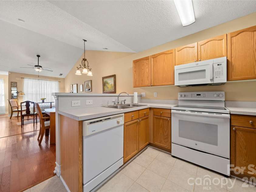 461 Lexie Lane, Rock Hill, SC 29732.  MLS# CAR4344195, YatesRealty ID 2612. 