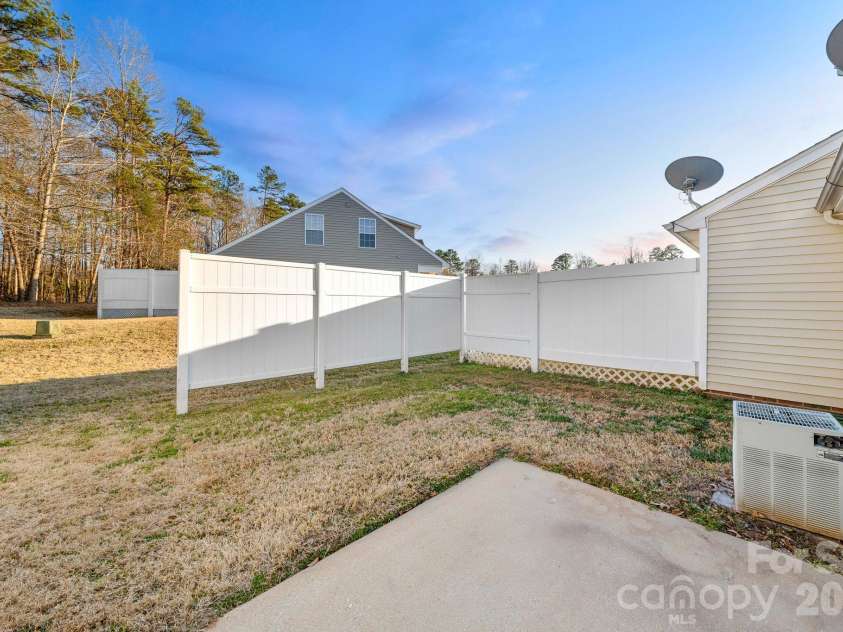 461 Lexie Lane, Rock Hill, SC 29732.  MLS# CAR4344195, YatesRealty ID 2612. 
