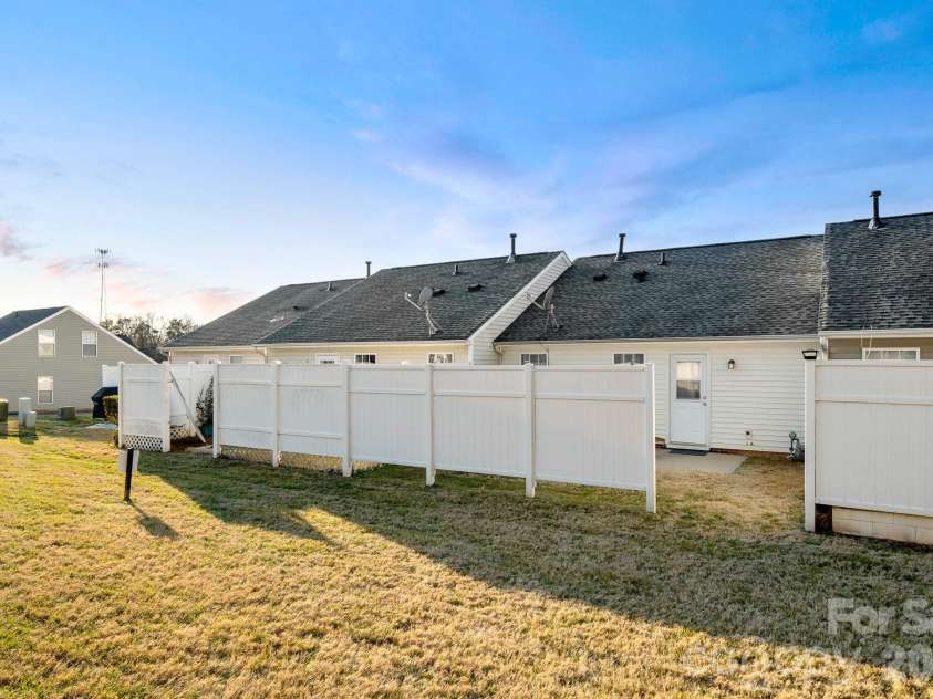 461 Lexie Lane, Rock Hill, SC 29732.  MLS# CAR4344195, YatesRealty ID 2612. 