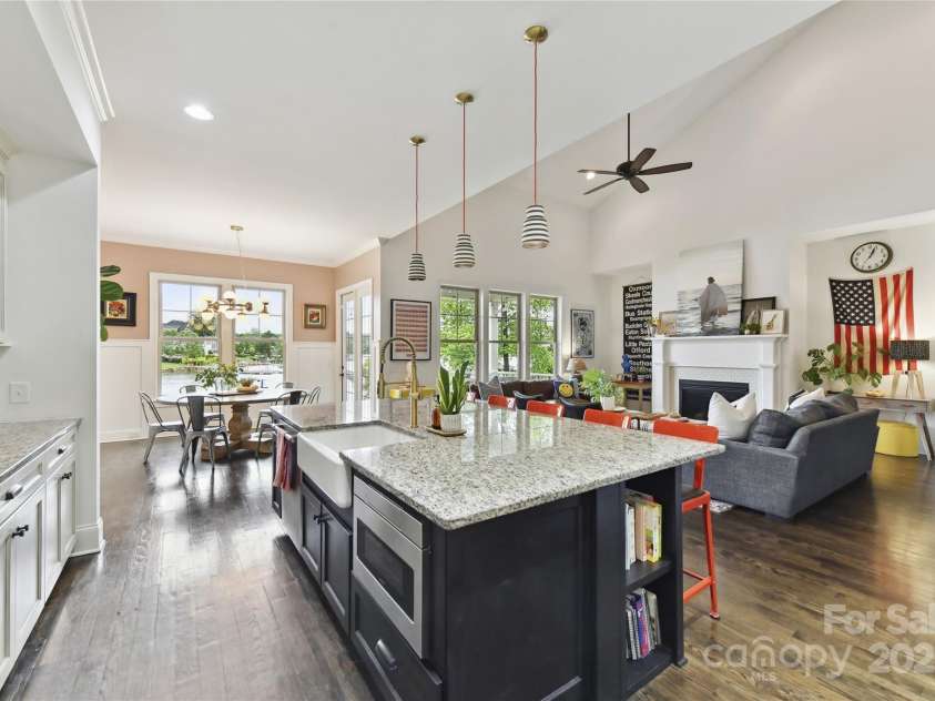 164 Twin Sisters Lane, Mooresville, NC 28117.  MLS# CAR4262984, YatesRealty ID 26120. 