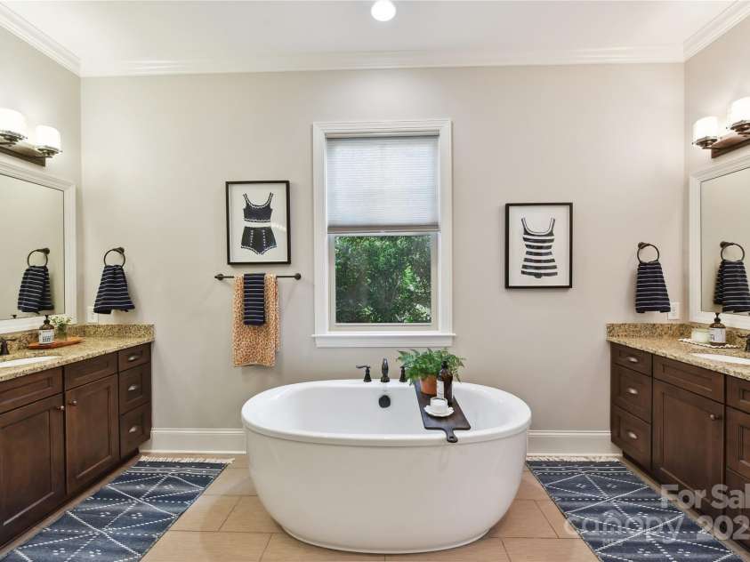 164 Twin Sisters Lane, Mooresville, NC 28117.  MLS# CAR4262984, YatesRealty ID 26120. 