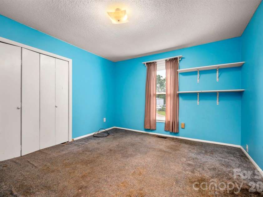 500 Southern Street, Rutherfordton, NC 28139.  MLS# CAR4387187, YatesRealty ID 26120. 