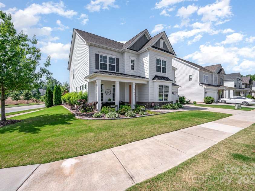 15103 Keyes Meadow Way, Huntersville, NC 28078.  MLS# CAR4269235, YatesRealty ID 26121. 