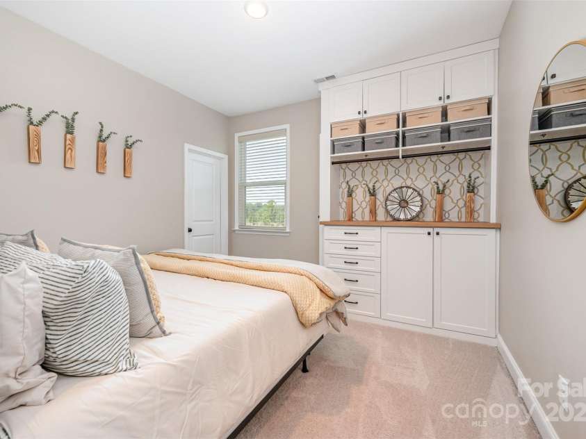 15103 Keyes Meadow Way, Huntersville, NC 28078.  MLS# CAR4269235, YatesRealty ID 26121. 