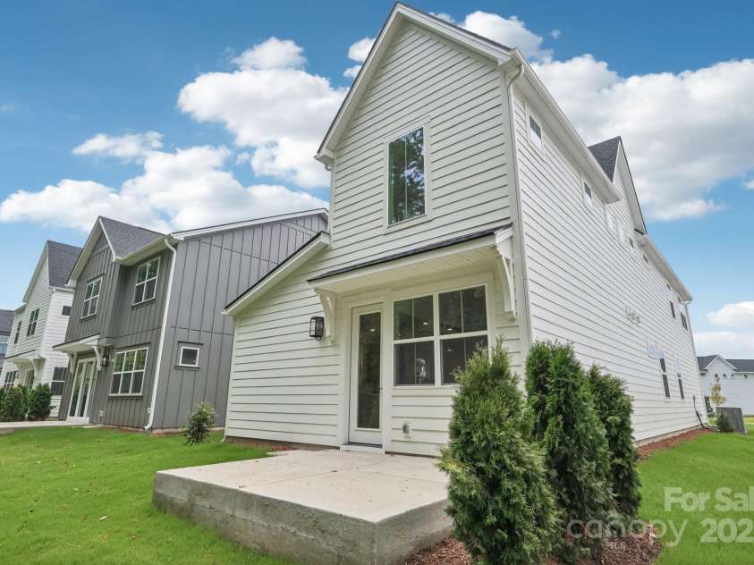 617 Mercury Drive, Tega Cay, SC 29708.  MLS# CAR4279402, YatesRealty ID 26122. Rear Patio
