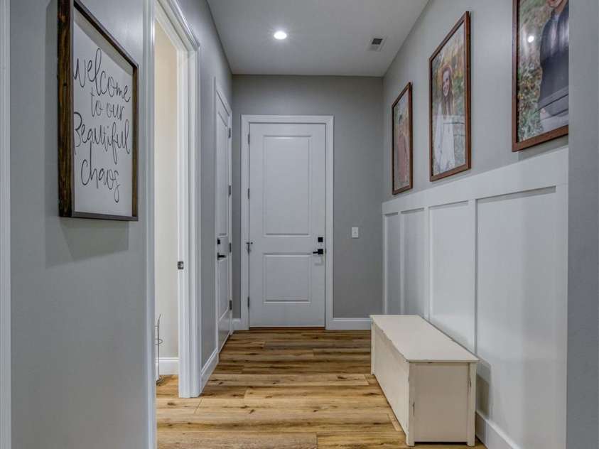 2545 10th Street Court, Hickory, NC 28601.  MLS# CAR4278191, YatesRealty ID 26123. 