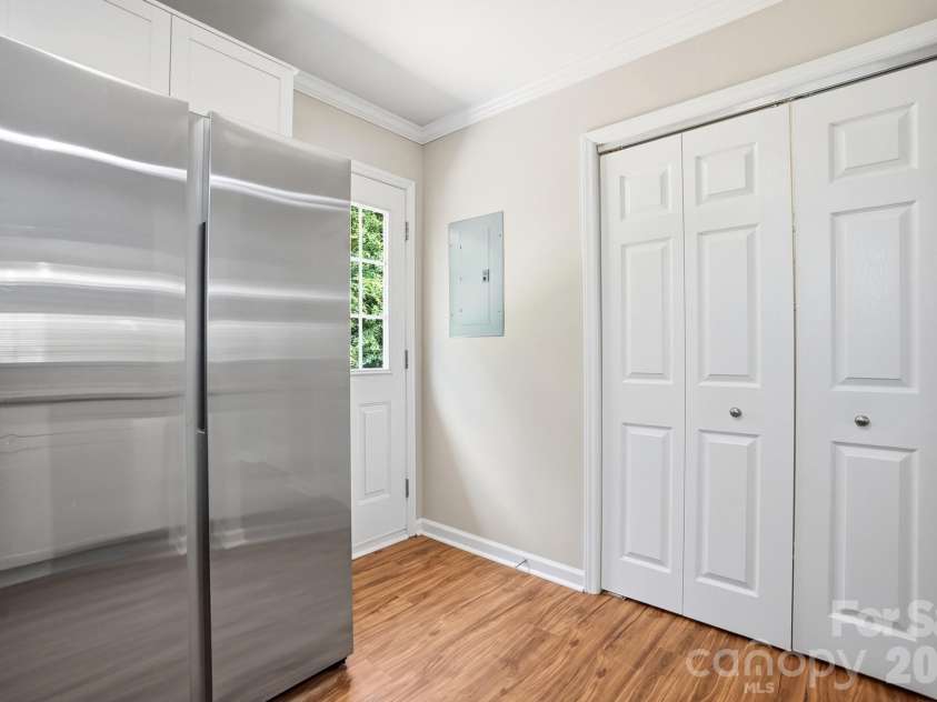 423 Danielle Way, Fort Mill, SC 29715.  MLS# CAR4387194, YatesRealty ID 26124. 