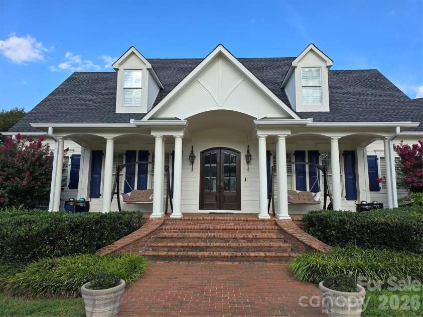 340 Harrison Road, Roebuck, SC 29376.  MLS# CAR4387616, YatesRealty ID 26126. 