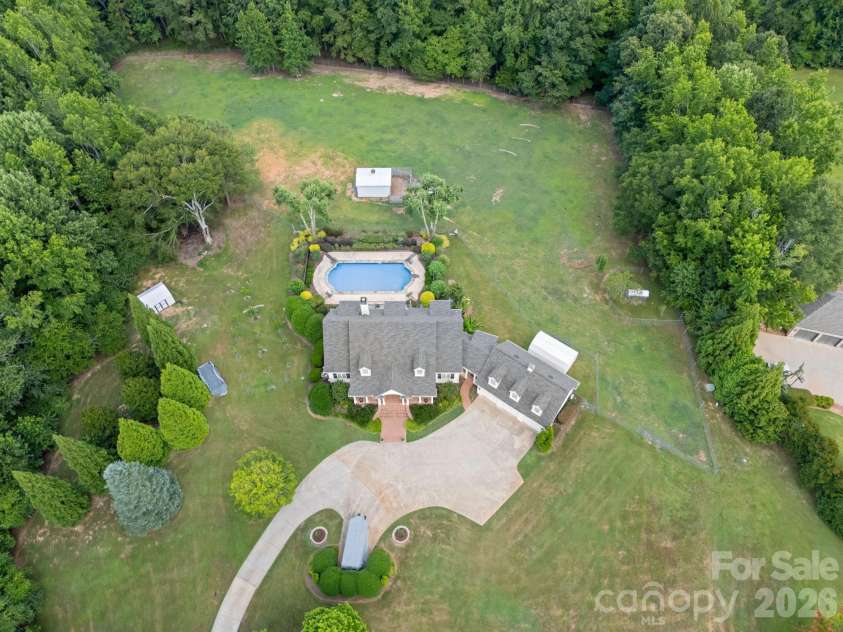 340 Harrison Road, Roebuck, SC 29376.  MLS# CAR4387616, YatesRealty ID 26126. 