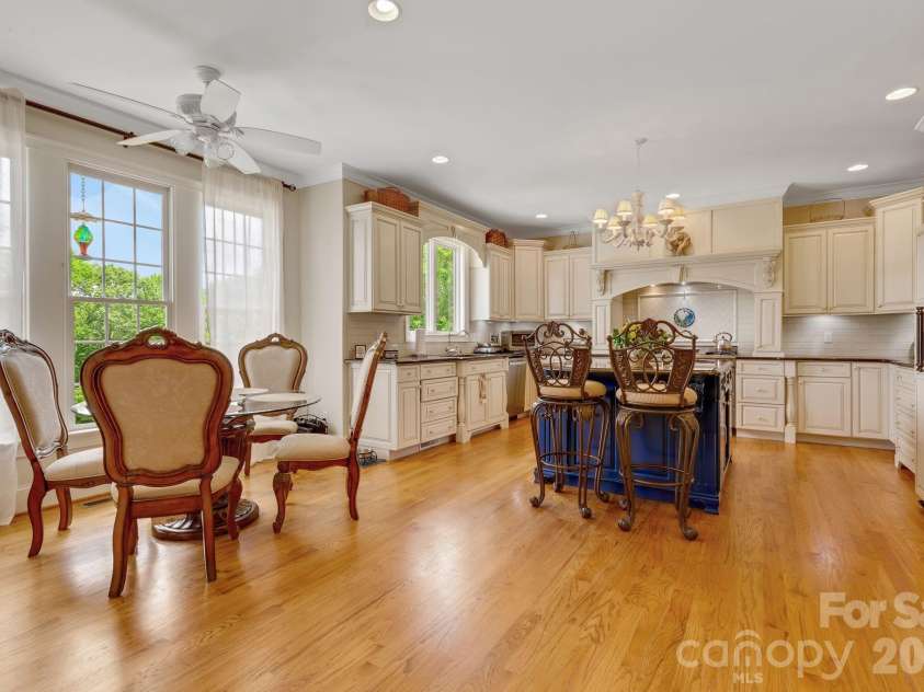340 Harrison Road, Roebuck, SC 29376.  MLS# CAR4387616, YatesRealty ID 26126. 