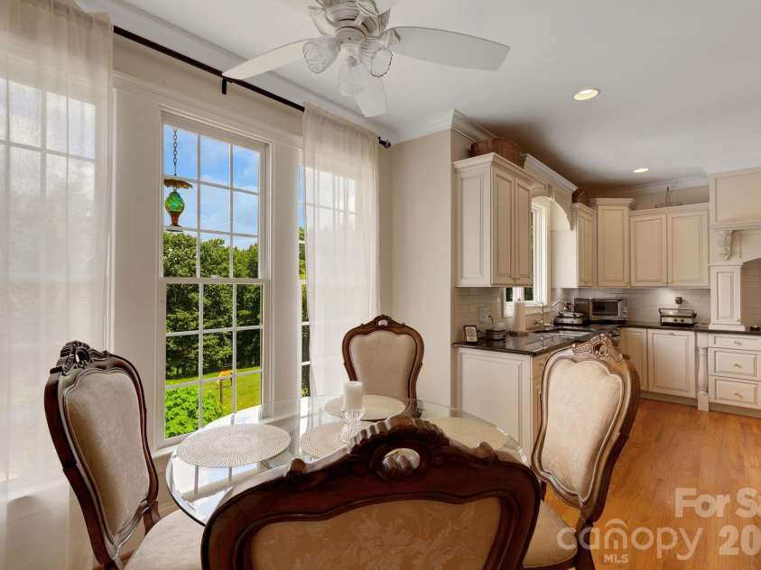 340 Harrison Road, Roebuck, SC 29376.  MLS# CAR4387616, YatesRealty ID 26126. 