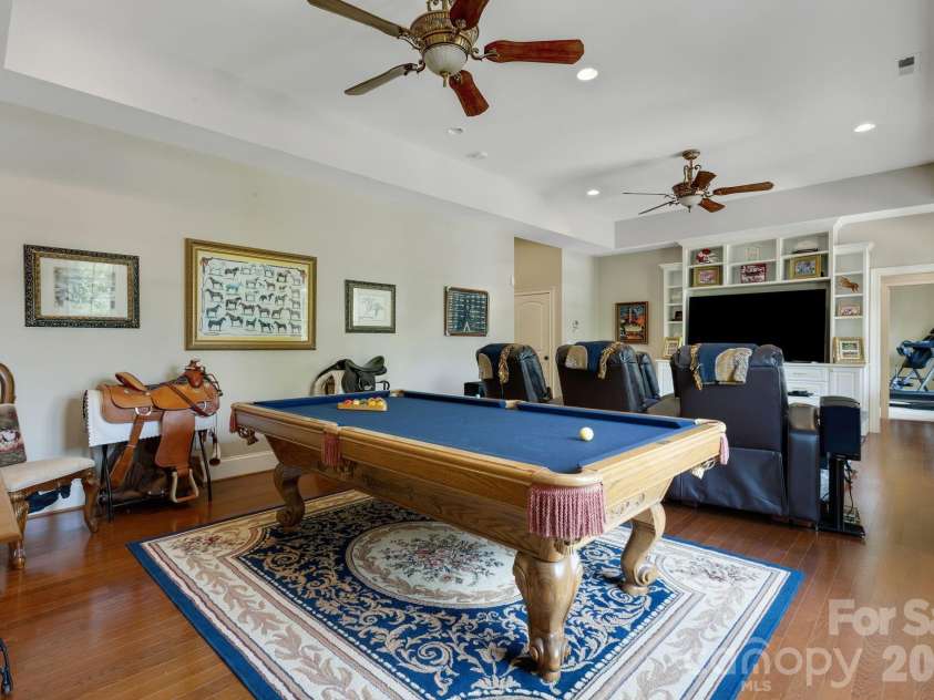 340 Harrison Road, Roebuck, SC 29376.  MLS# CAR4387616, YatesRealty ID 26126. 