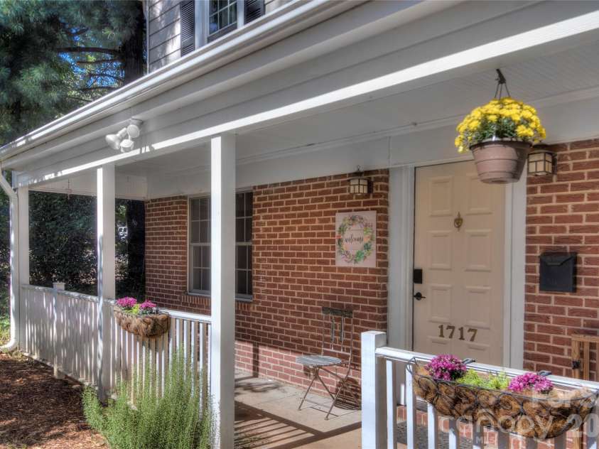 1717 Hamorton Place, Charlotte, NC 28205.  MLS# CAR4381920, YatesRealty ID 26127. A front porch perfect for morning coffee or evening cocktails.