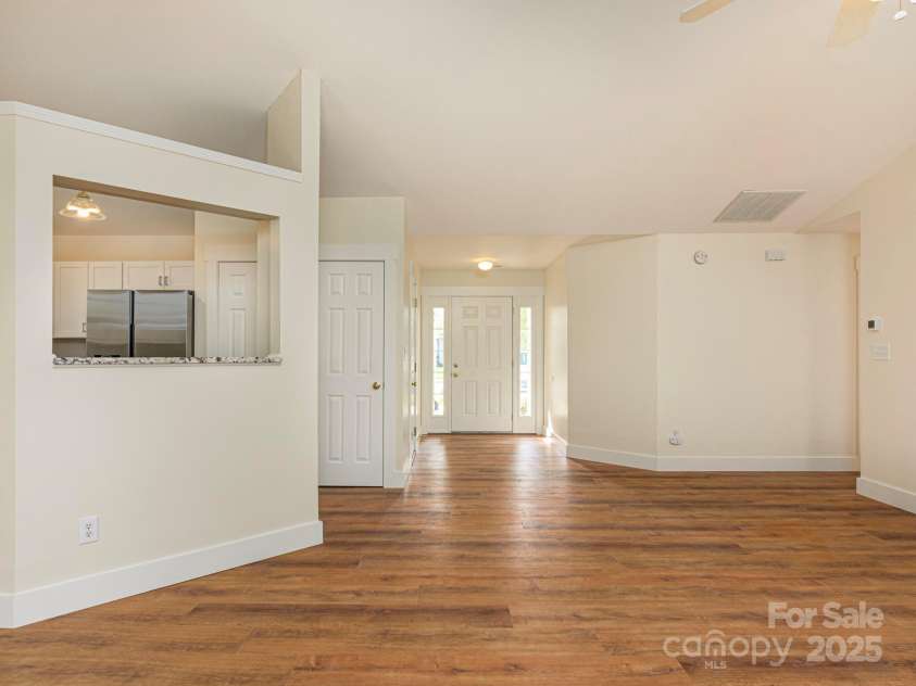 143 Running Briar Road, Fletcher, NC 28732.  MLS# CAR4252399, YatesRealty ID 26128. 