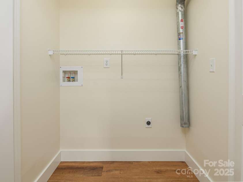 143 Running Briar Road, Fletcher, NC 28732.  MLS# CAR4252399, YatesRealty ID 26128. 