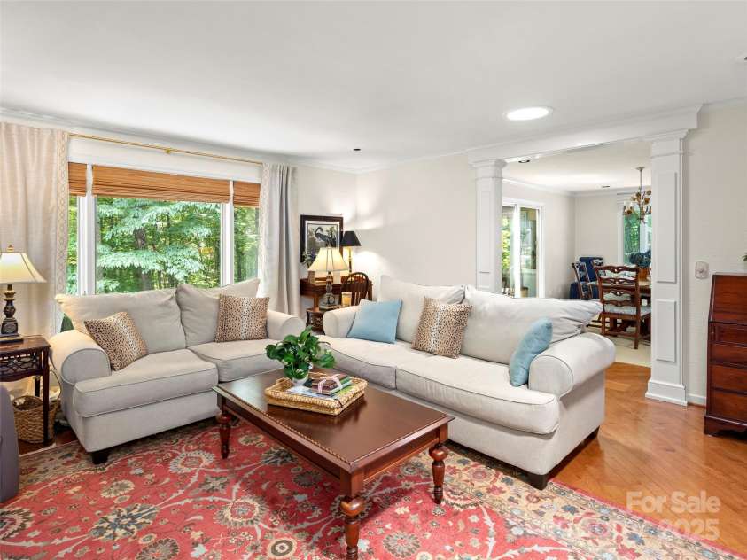 64 Wells Lane, Tryon, NC 28782.  MLS# CAR4277197, YatesRealty ID 26131. Living Room