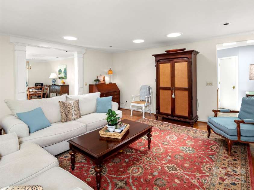 64 Wells Lane, Tryon, NC 28782.  MLS# CAR4277197, YatesRealty ID 26131. Living Room