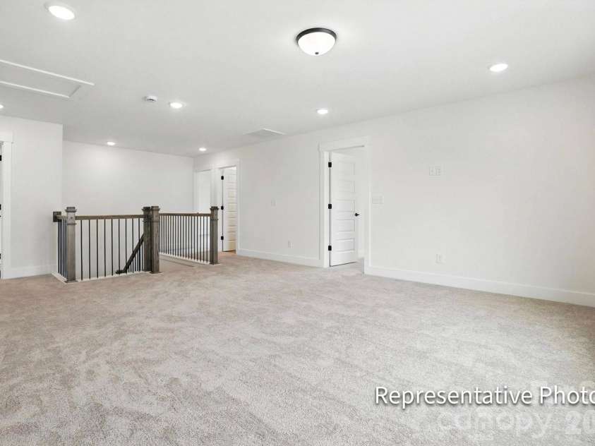6116 New River Drive, Huntersville, NC 28078.  MLS# CAR4387535, YatesRealty ID 26132. Loft