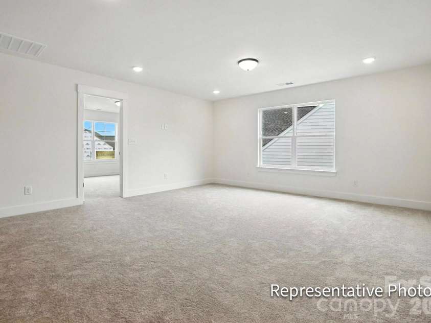 6116 New River Drive, Huntersville, NC 28078.  MLS# CAR4387535, YatesRealty ID 26132. Loft