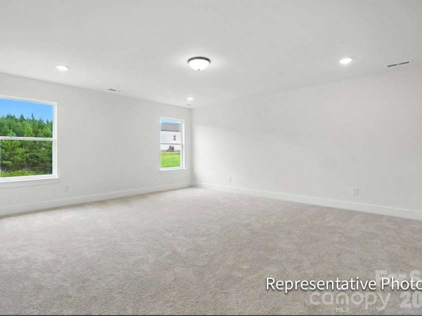 6116 New River Drive, Huntersville, NC 28078.  MLS# CAR4387535, YatesRealty ID 26132. Loft