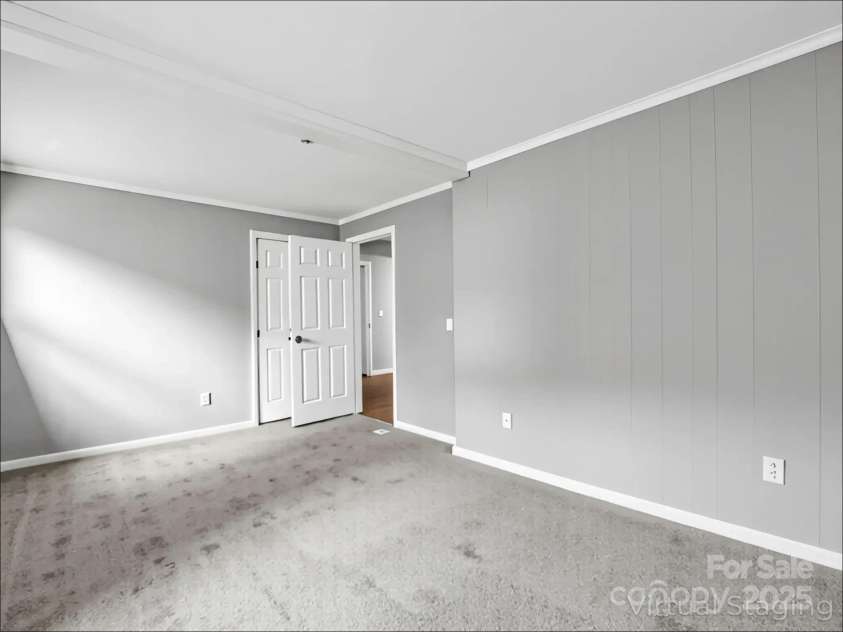 62 Kinard Lane, Penrose, NC 28766.  MLS# CAR4271193, YatesRealty ID 26132. 