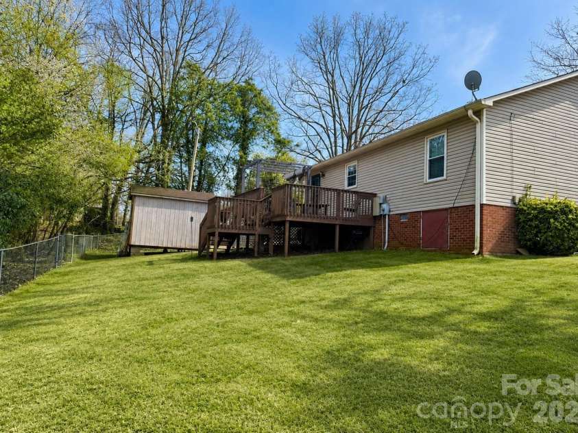 1404 Council Street, Salisbury, NC 28146.  MLS# CAR4386965, YatesRealty ID 26134. 