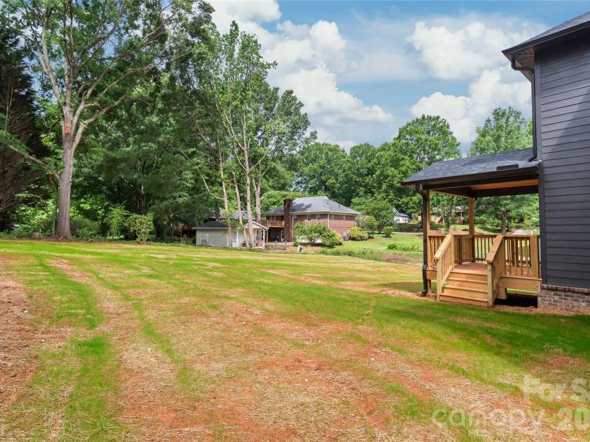 111 Keowee Circle, Indian Trail, NC 28079.  MLS# CAR4387683, YatesRealty ID 26137. 