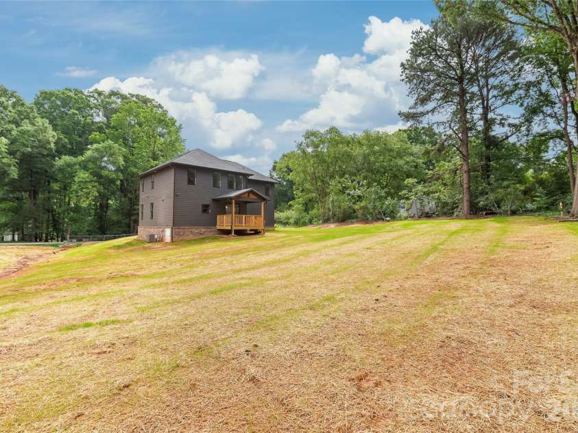 111 Keowee Circle, Indian Trail, NC 28079.  MLS# CAR4387683, YatesRealty ID 26137. 