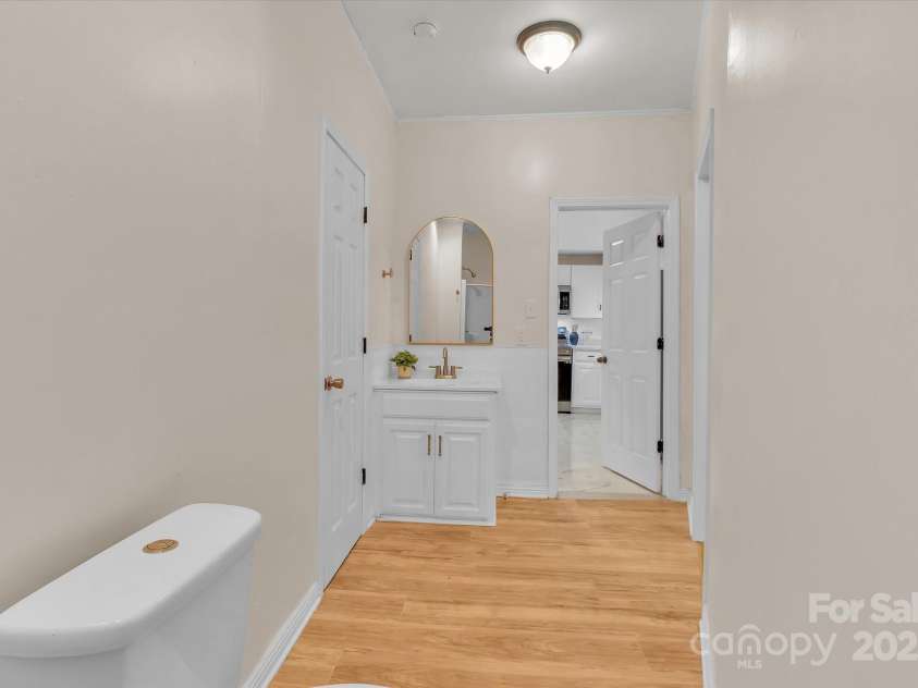 319 Chestnut Street, Rock Hill, SC 29730.  MLS# CAR4243509, YatesRealty ID 26137. 