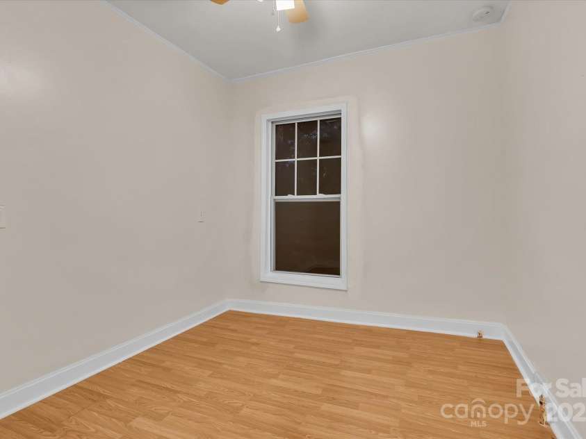 319 Chestnut Street, Rock Hill, SC 29730.  MLS# CAR4243509, YatesRealty ID 26137. 