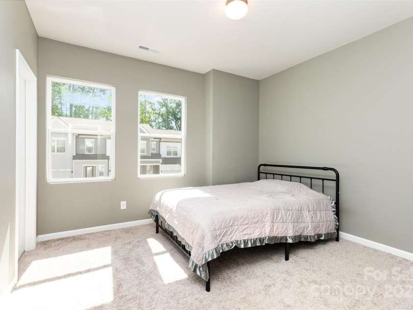 9221 Widden Way, Charlotte, NC 28269.  MLS# CAR4271390, YatesRealty ID 26138. 