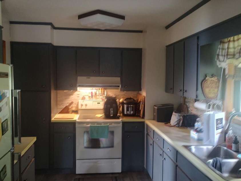 1241 Wipprecht Drive, Spruce Pine, NC 28777.  MLS# CAR4280074, YatesRealty ID 26139. 