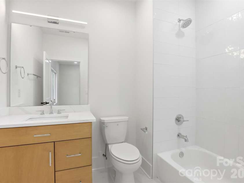 2649 Laburnum Avenue, Charlotte, NC 28205.  MLS# CAR4314719, YatesRealty ID 2614. 2nd bed bath