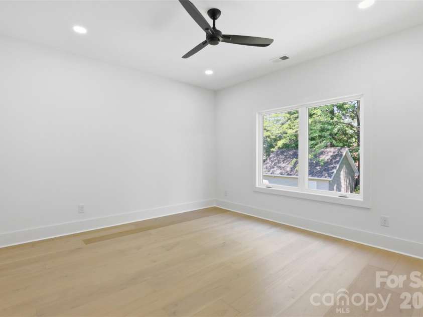 2649 Laburnum Avenue, Charlotte, NC 28205.  MLS# CAR4314719, YatesRealty ID 2614. 2nd bedroom with huge walk-in closet