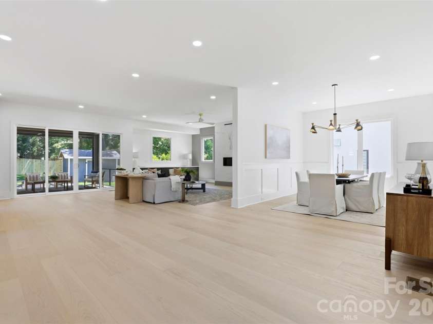 2649 Laburnum Avenue, Charlotte, NC 28205.  MLS# CAR4314719, YatesRealty ID 2614. 