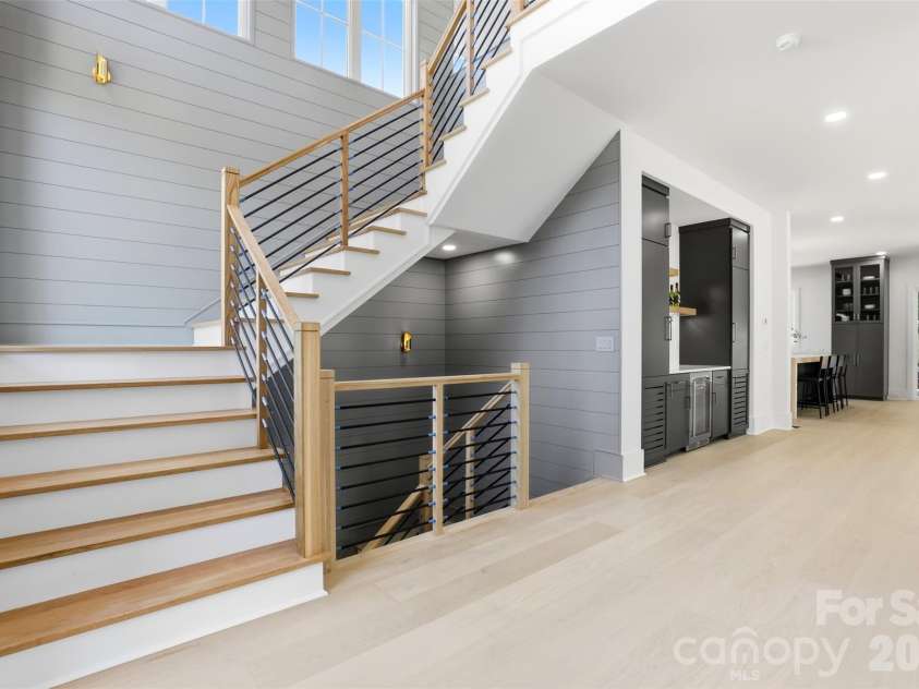 2649 Laburnum Avenue, Charlotte, NC 28205.  MLS# CAR4314719, YatesRealty ID 2614. Foyer stairs