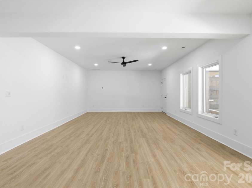 2649 Laburnum Avenue, Charlotte, NC 28205.  MLS# CAR4314719, YatesRealty ID 2614. Walkout basement
